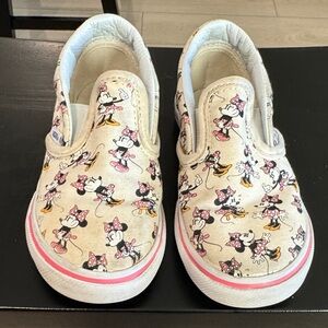 Vans Disney Kids Slip-On Sneakers - Cream with Minnie Mouse Design